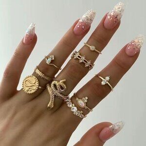 9 pcs Snake Vintage Zircon Stacking Rings Set